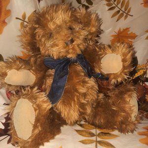 Cottage Collectibles Teddy Bear in excellent condition